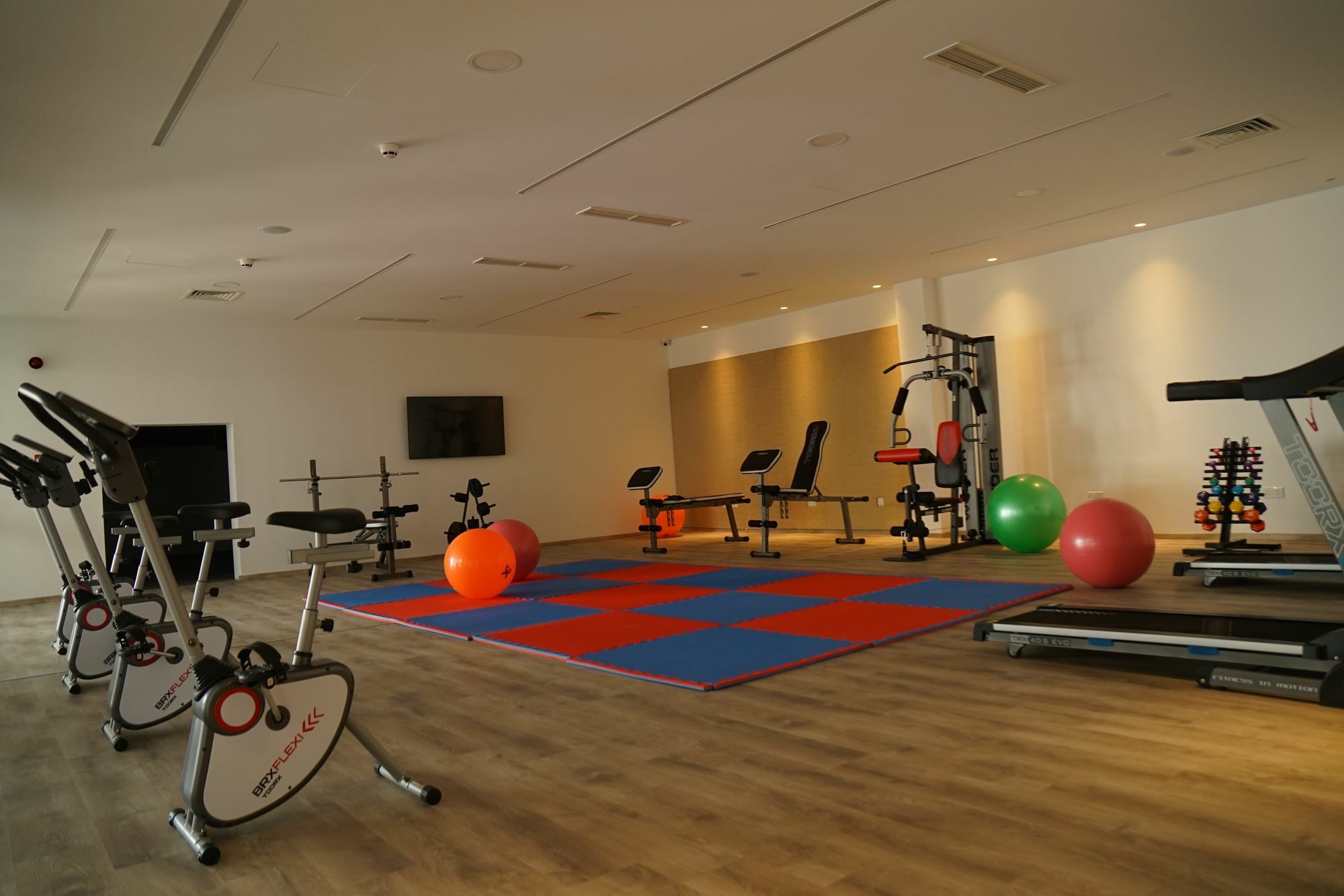 Eden Resort Wellness Rehabilitation Tersephanou Dış mekan fotoğraf